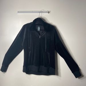 Champion pullover top